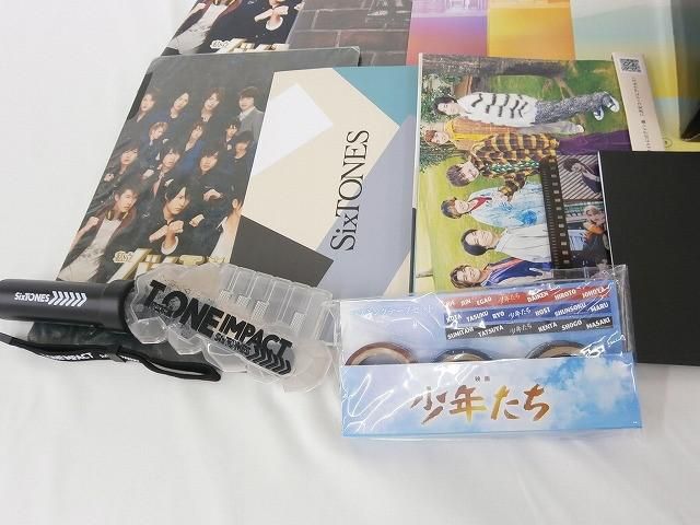 SixTONES CD Tシャツ ペンライト パンフレット等グッズセット 中古品