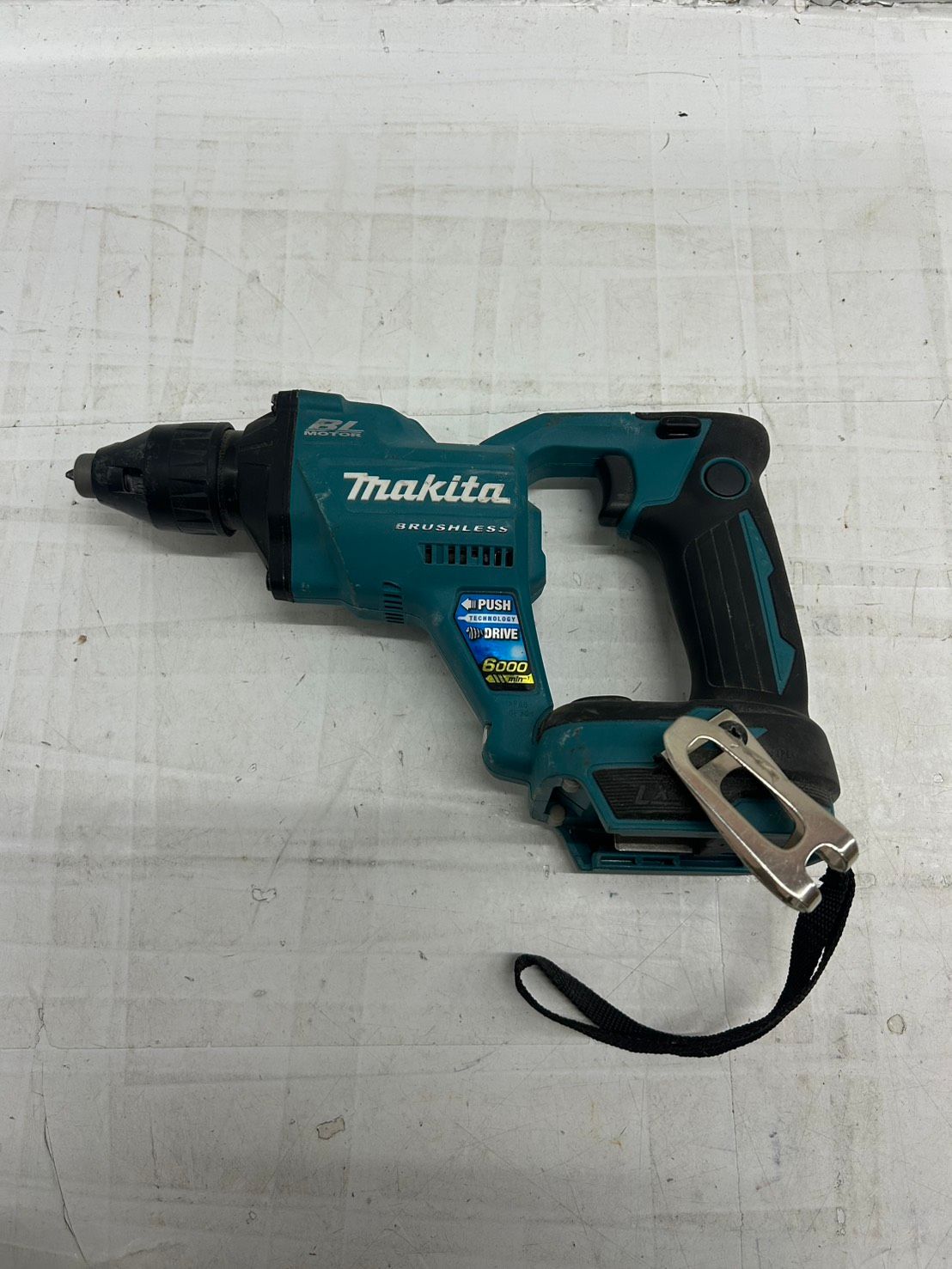 送料無料h13214 makita マキタ 充電式スクリュードライバー FS600D 18V 工具