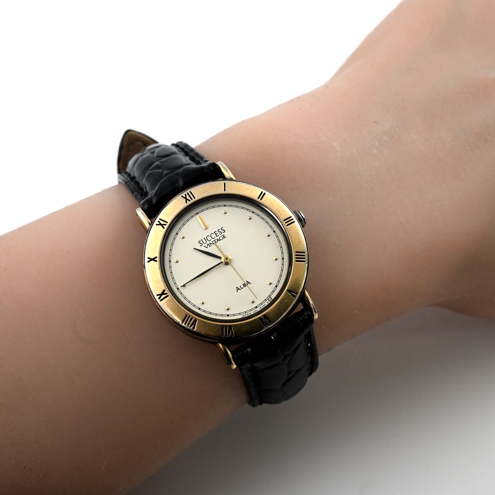 131 稼動 SEIKO 時計 ALBA ムーンフェイス メンズ アンティーク SEIKO 