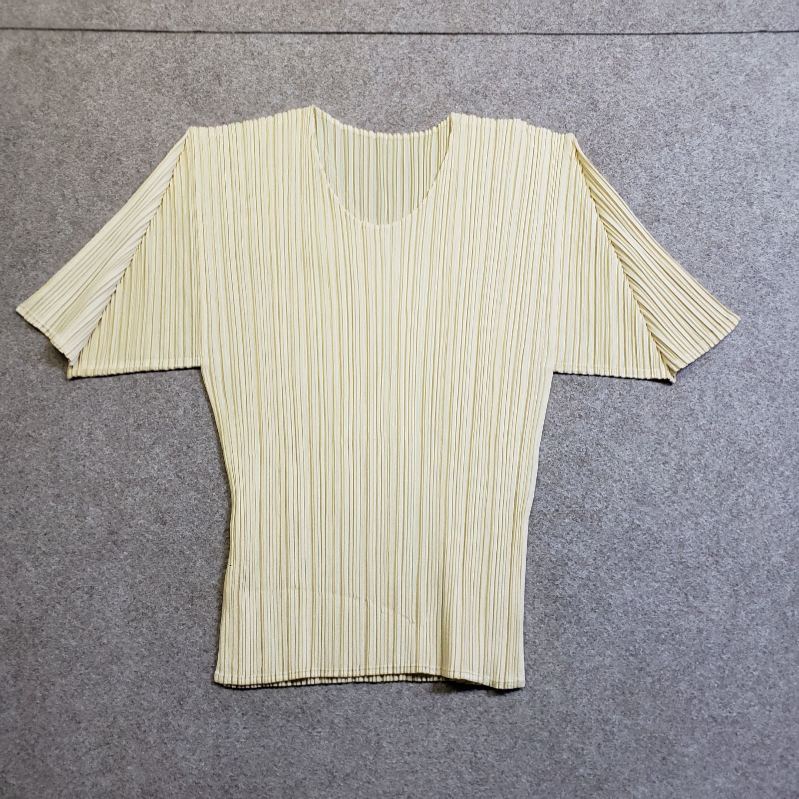 PLEATS PLEASE ISSEY MIYAKE プリーツプリーズ イッセイミヤケ 