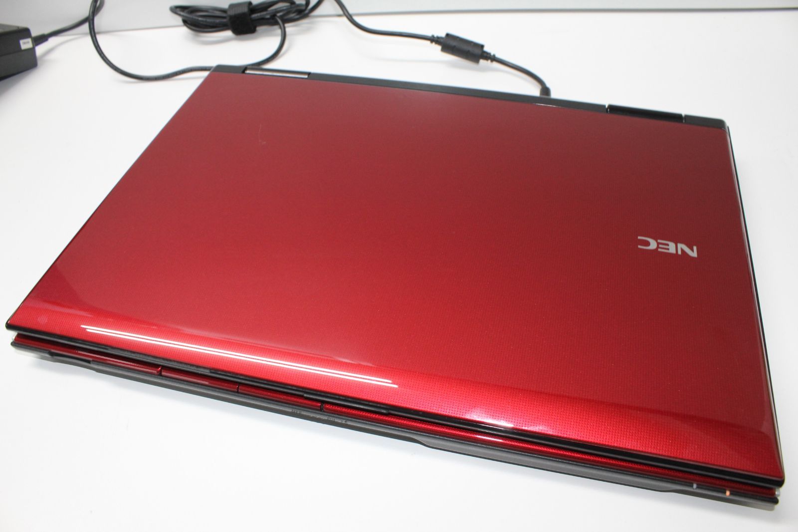 中古ノートPC】NEC〈LAVIE LL750/LS1KSR〉Intel Core i7/SSD500GB