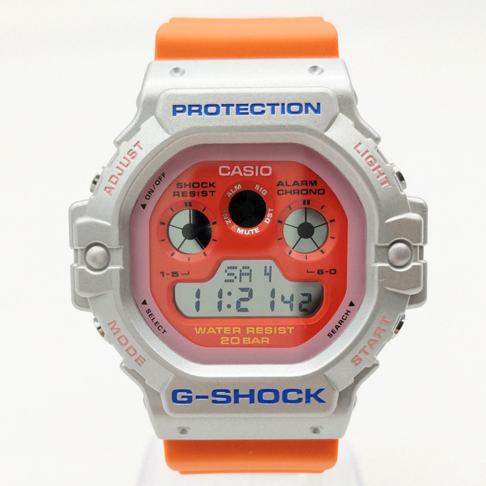 378】新品 未使用 CASIO G-SHOCK DW-5900EU-8A4JF カシオ Gショック 