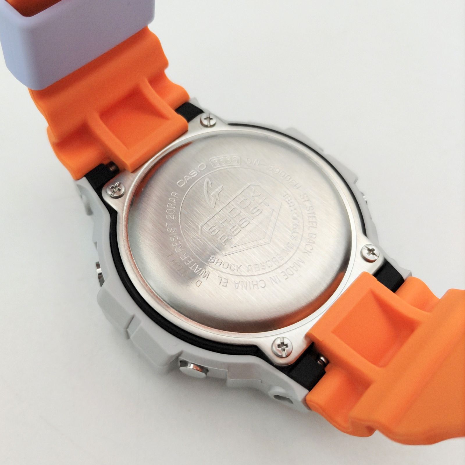 378】新品 未使用 CASIO G-SHOCK DW-5900EU-8A4JF カシオ Gショック 