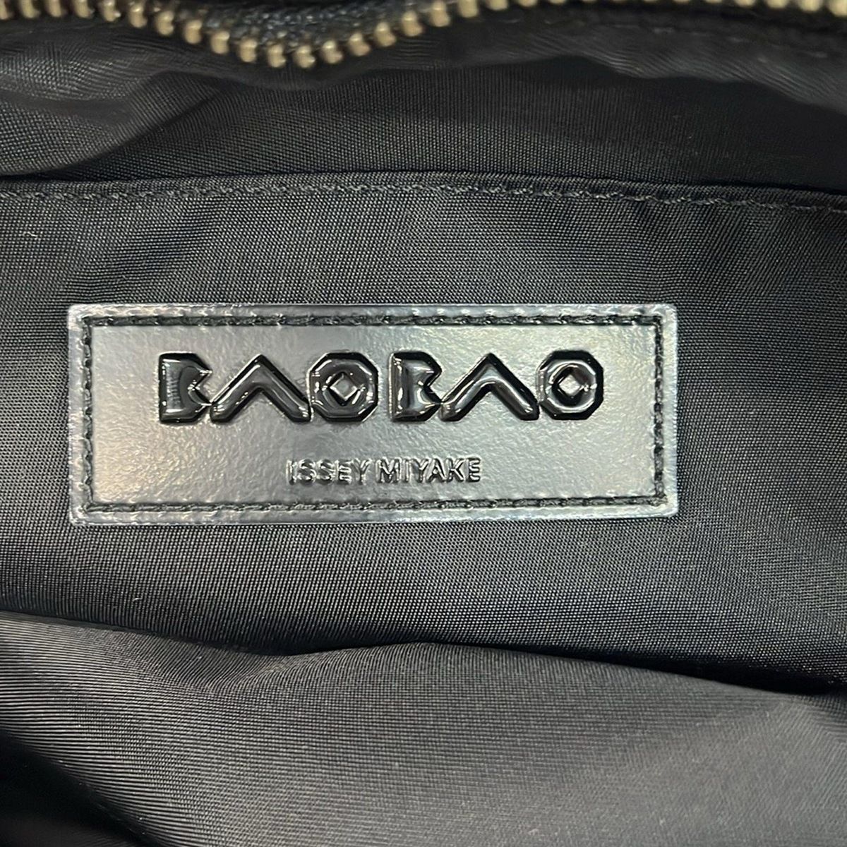 BAOBAO ISSEYMIYAKE(バオバオイッセイミヤケ) ショルダーバッグ BB71 