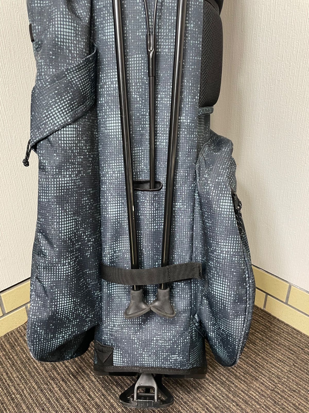 OGIO オジオ スタンド式キャディバック CONVOYシリーズ ヘイズ - メルカリ