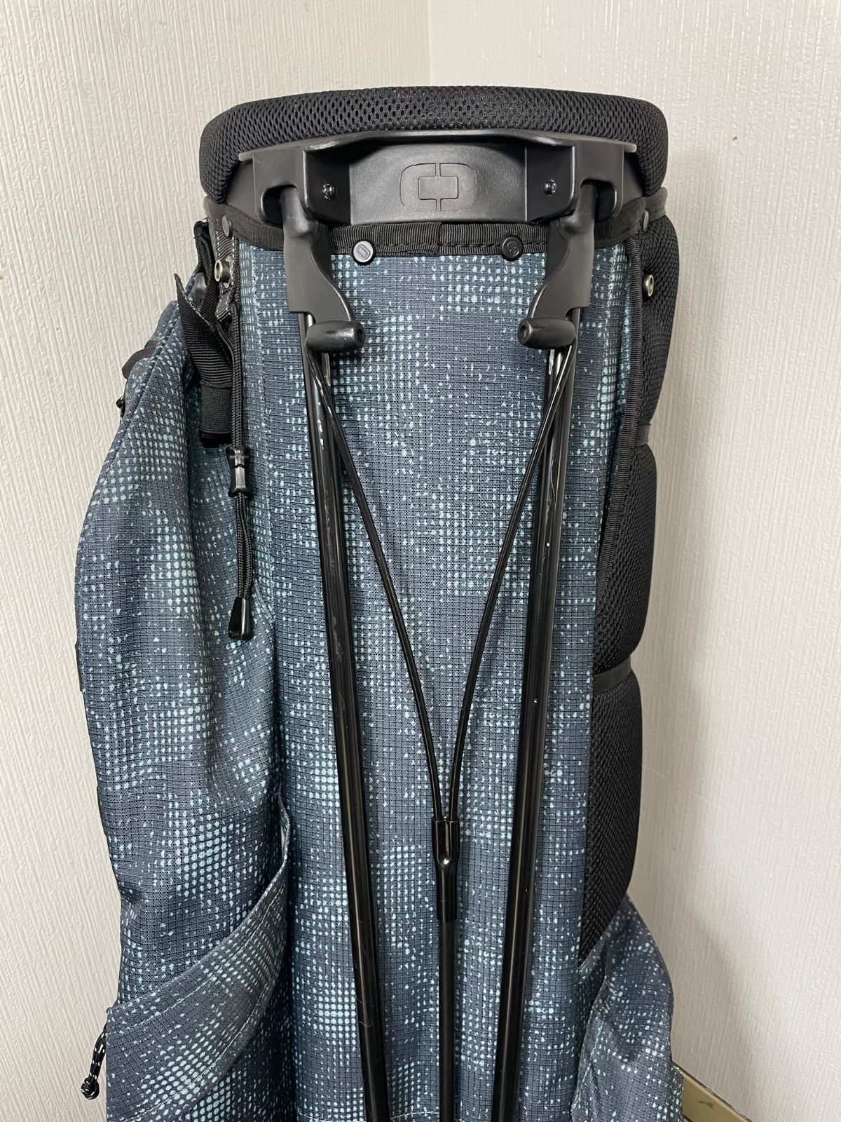 OGIO オジオ スタンド式キャディバック CONVOYシリーズ ヘイズ 【公式