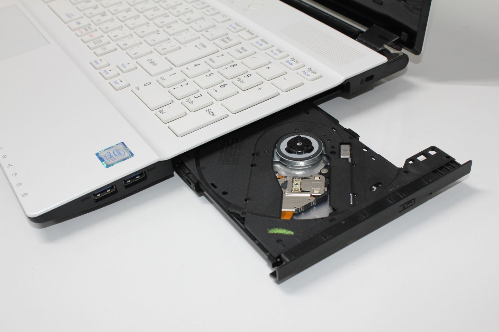 NEC LAVIE Core i7 SSD512GB 中古ノートPC - メルカリ