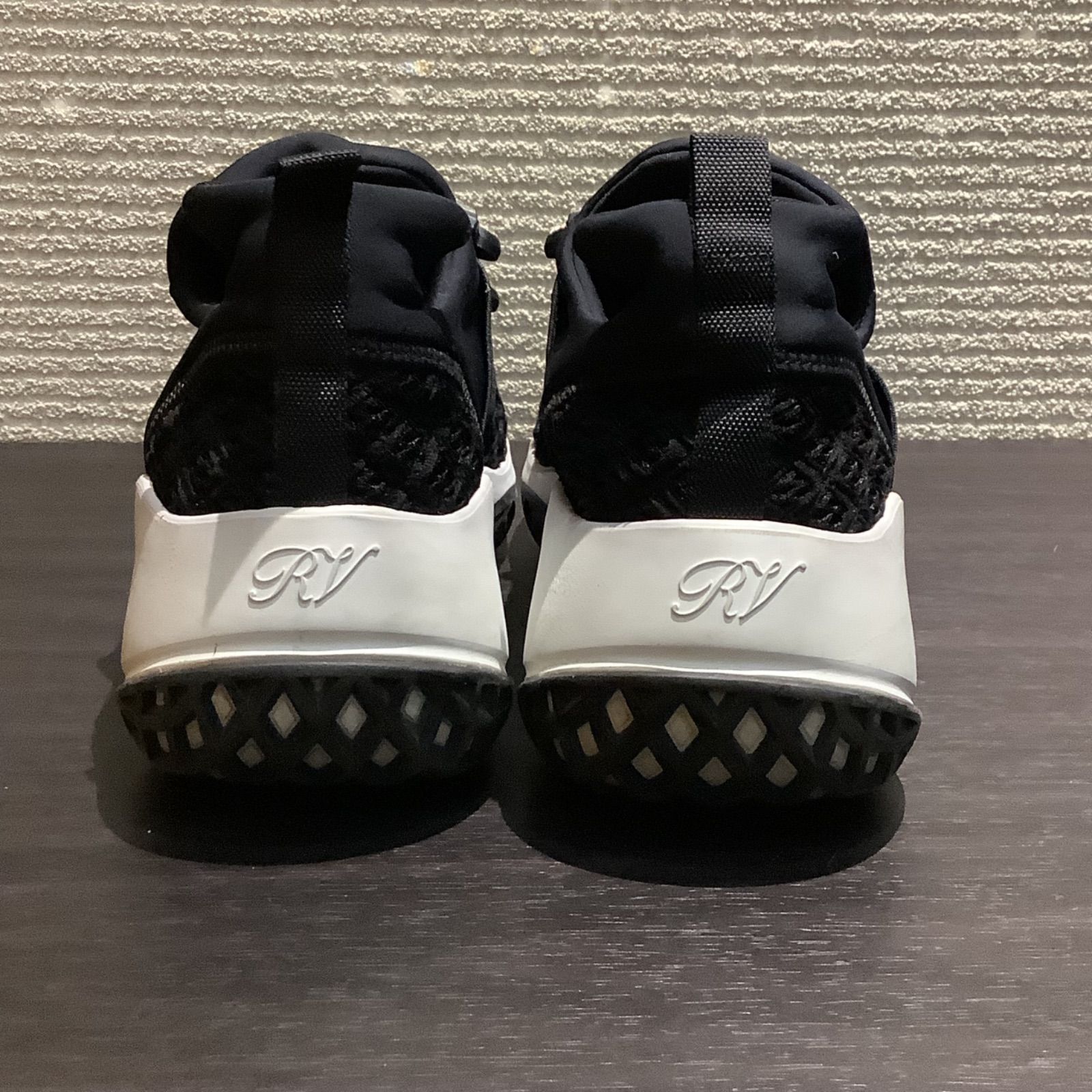 ロジェヴィヴィエ Roger Vivier Viv Run ヴィヴィ ラン スニーカー 