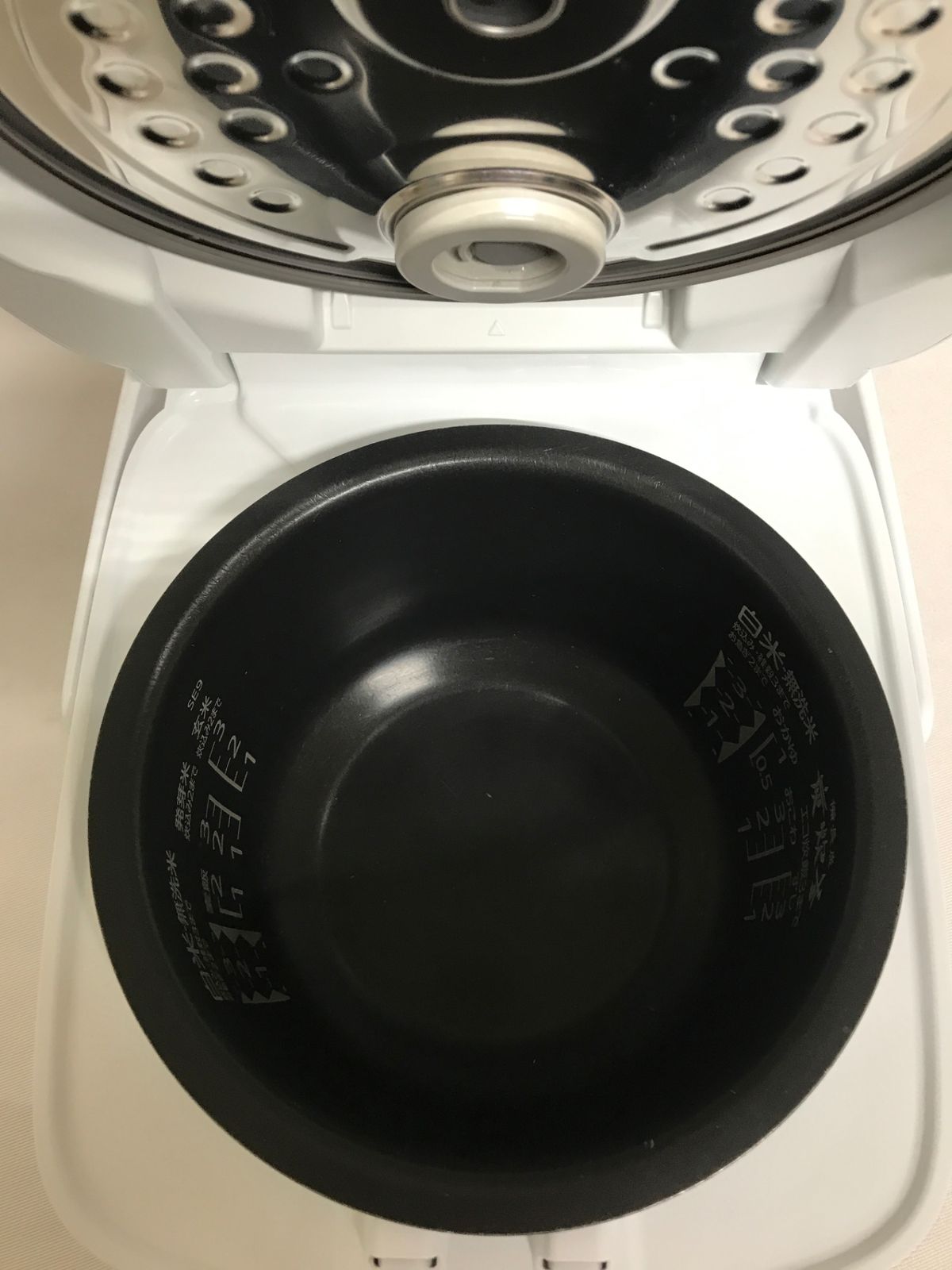 北見市発】ミツビシ MITSUBISHI 三菱 三菱IHジャー炊飯器 NJ-SE069-W 