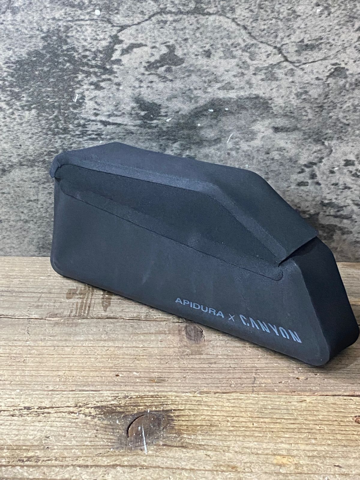 APIDURA X CANYON HANDLEBAR PACK (2L) 新品 Apidura Racing Handlebar