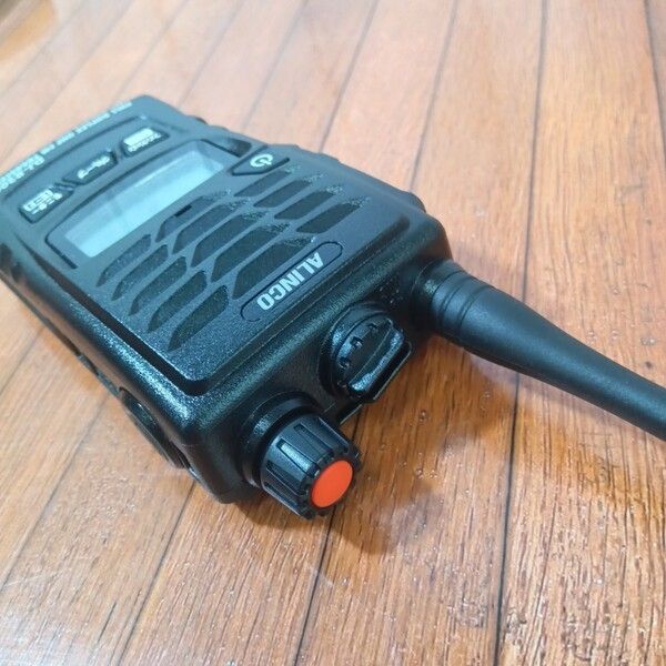 アルインコ/ALINCO DJ-R200D 特定小電力トランシーバー【野田愛宕店】【店頭取引限定】【未使用】管理番号：ITKBUNBQ6DHY アルインコ/ALINCO DJ-R200D 特定小電力トランシーバー【野田愛宕店