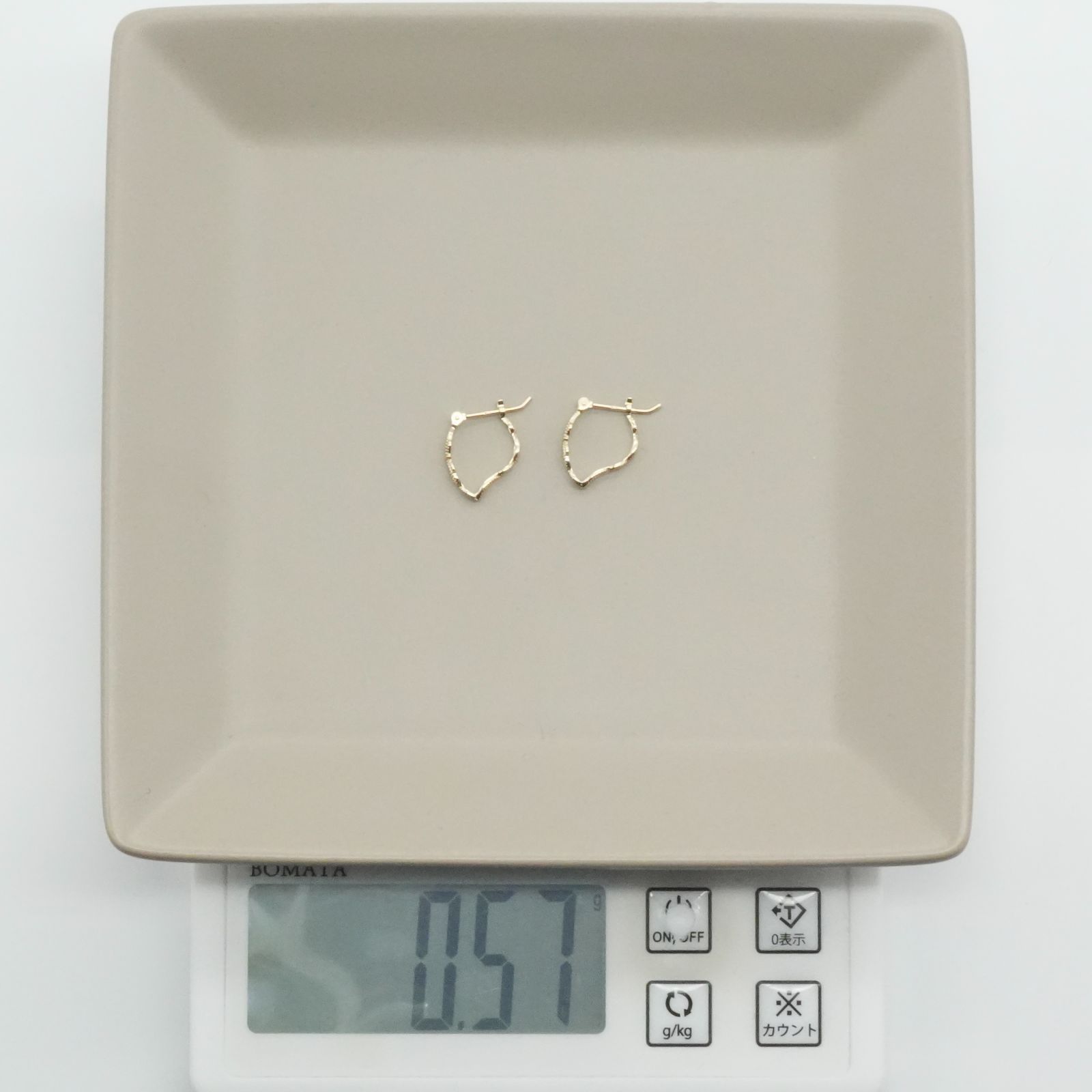 アガット K10 透かし フラワー フープ ピアス agete/25-3339 - メルカリ