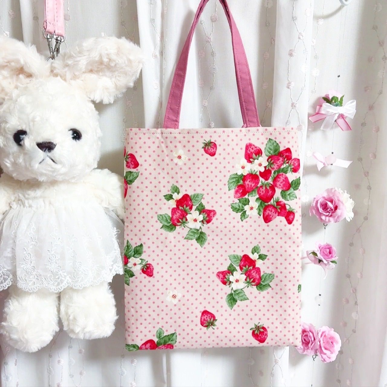 いちごが可愛い ちょっとそこまでバッグ トートバッグ サブバッグ 