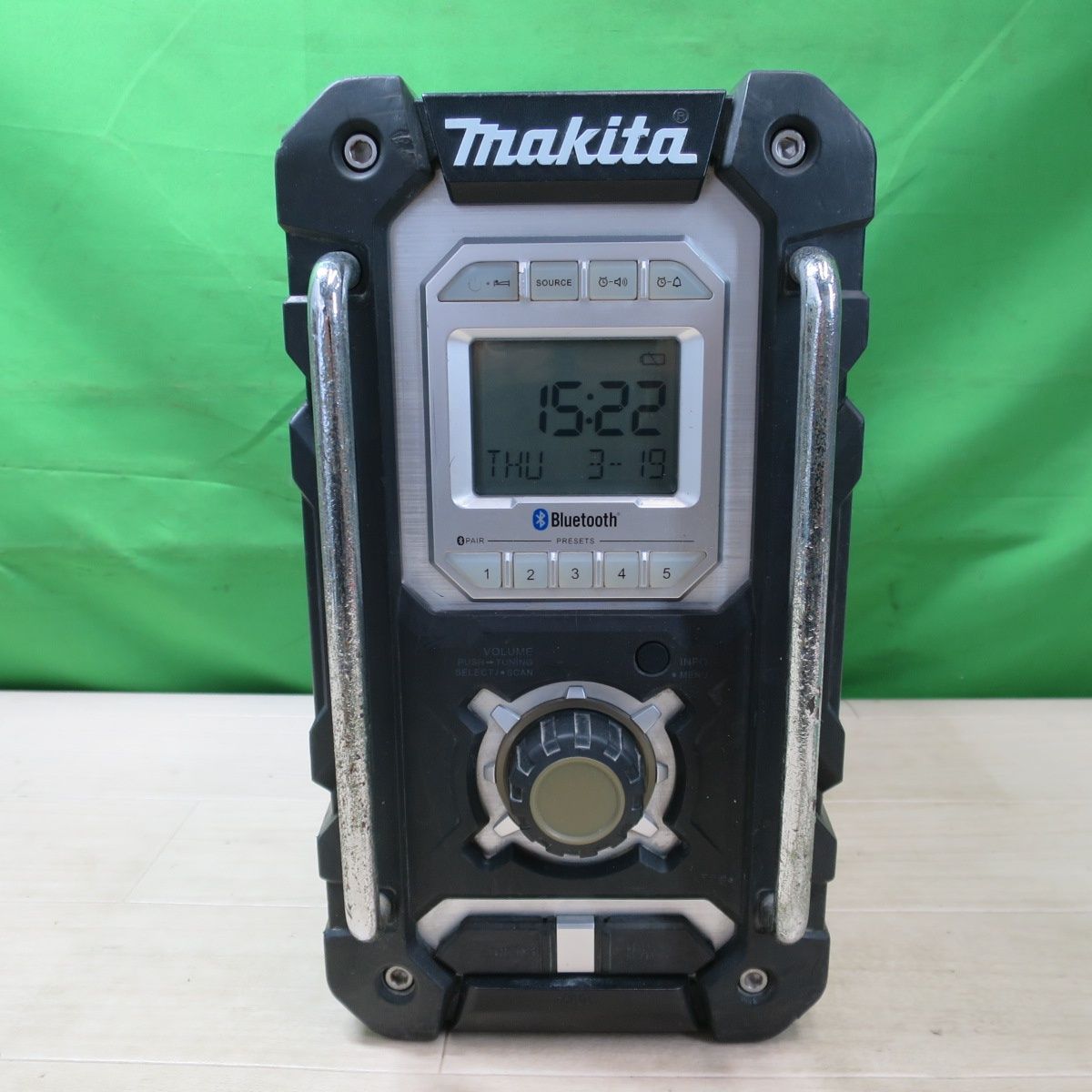 オーディオ機器 マキタ 充電式 ラジオ Bluetooth搭載 MR106 makita