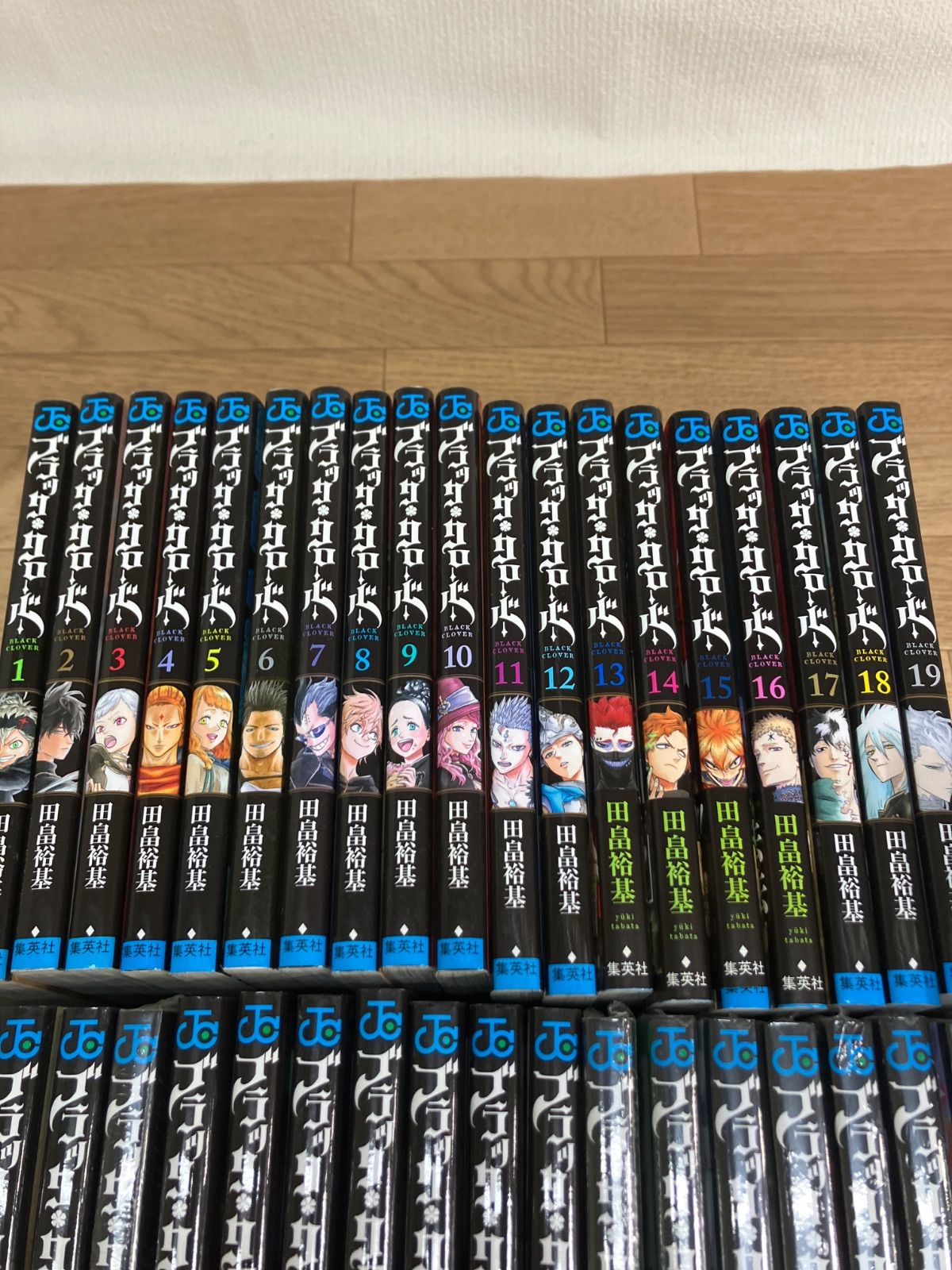 全品未開封 ブラッククローバー全巻セット ☆②【未開封8冊】ブラッククローバー 1～37巻 コミック全巻セット