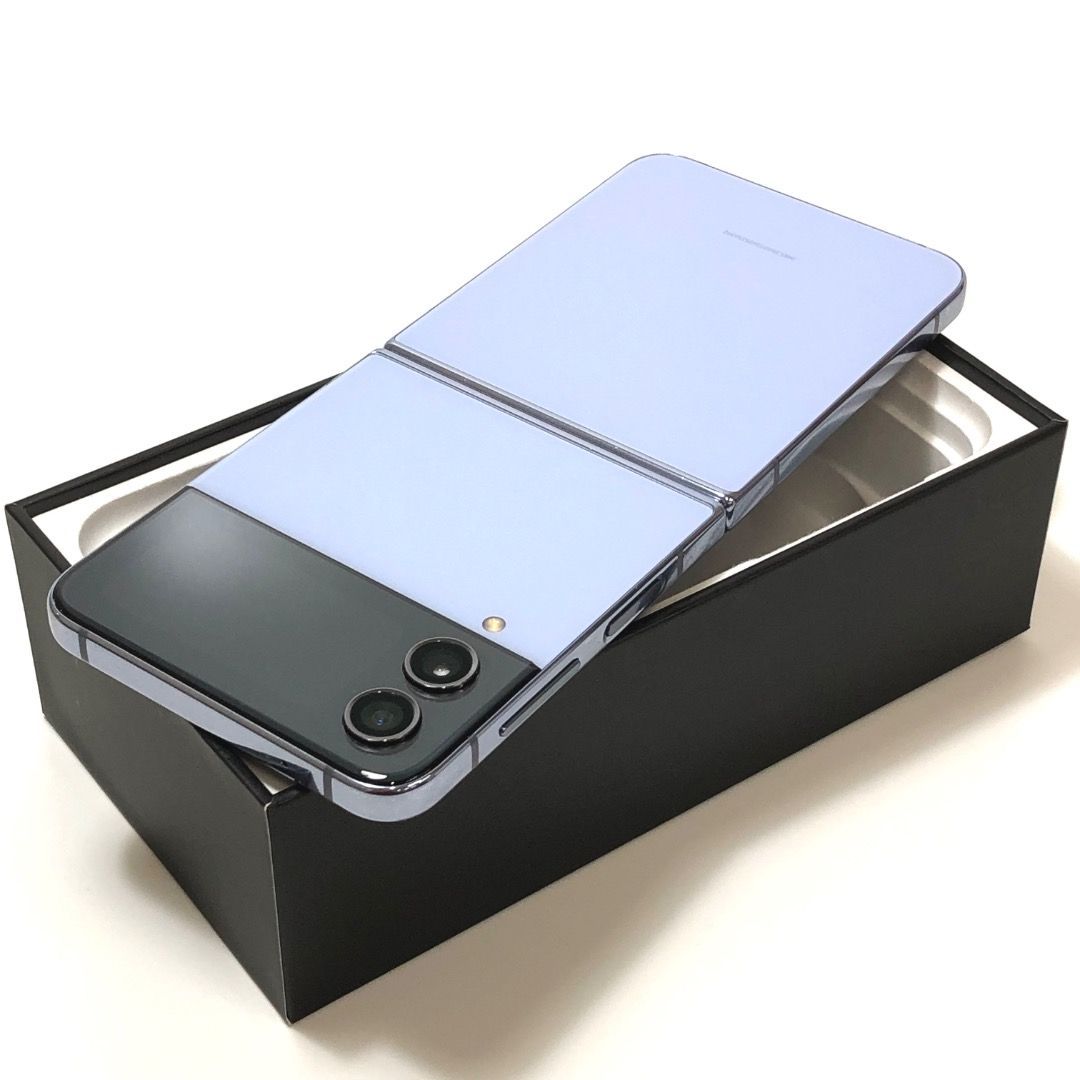 ジャンク品】Galaxy Z Flip4 128GB ブルー SIMフリー - メルカリ