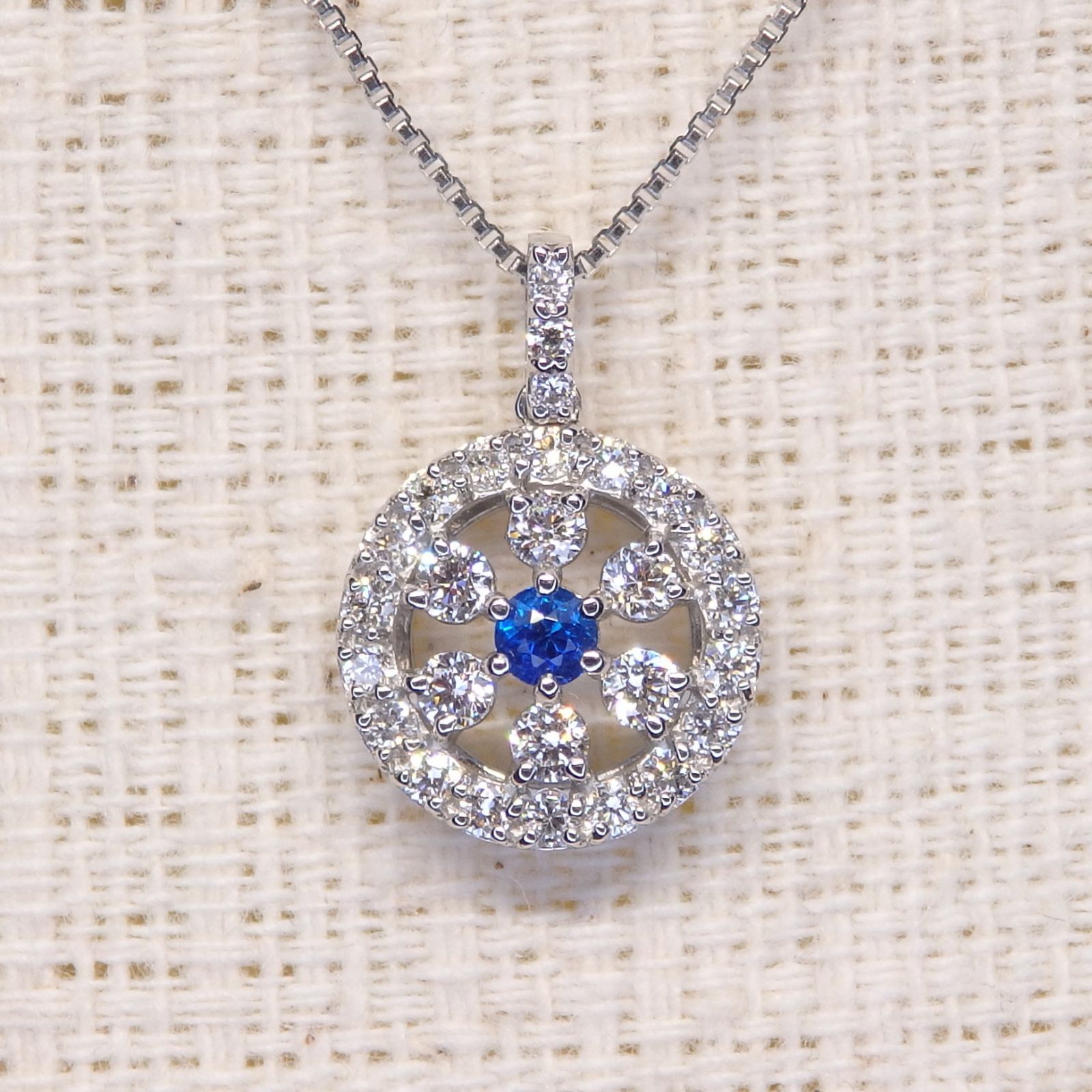 アウイナイト ネックレス チェーン付 Z6134 0.02ct プラチナPt 