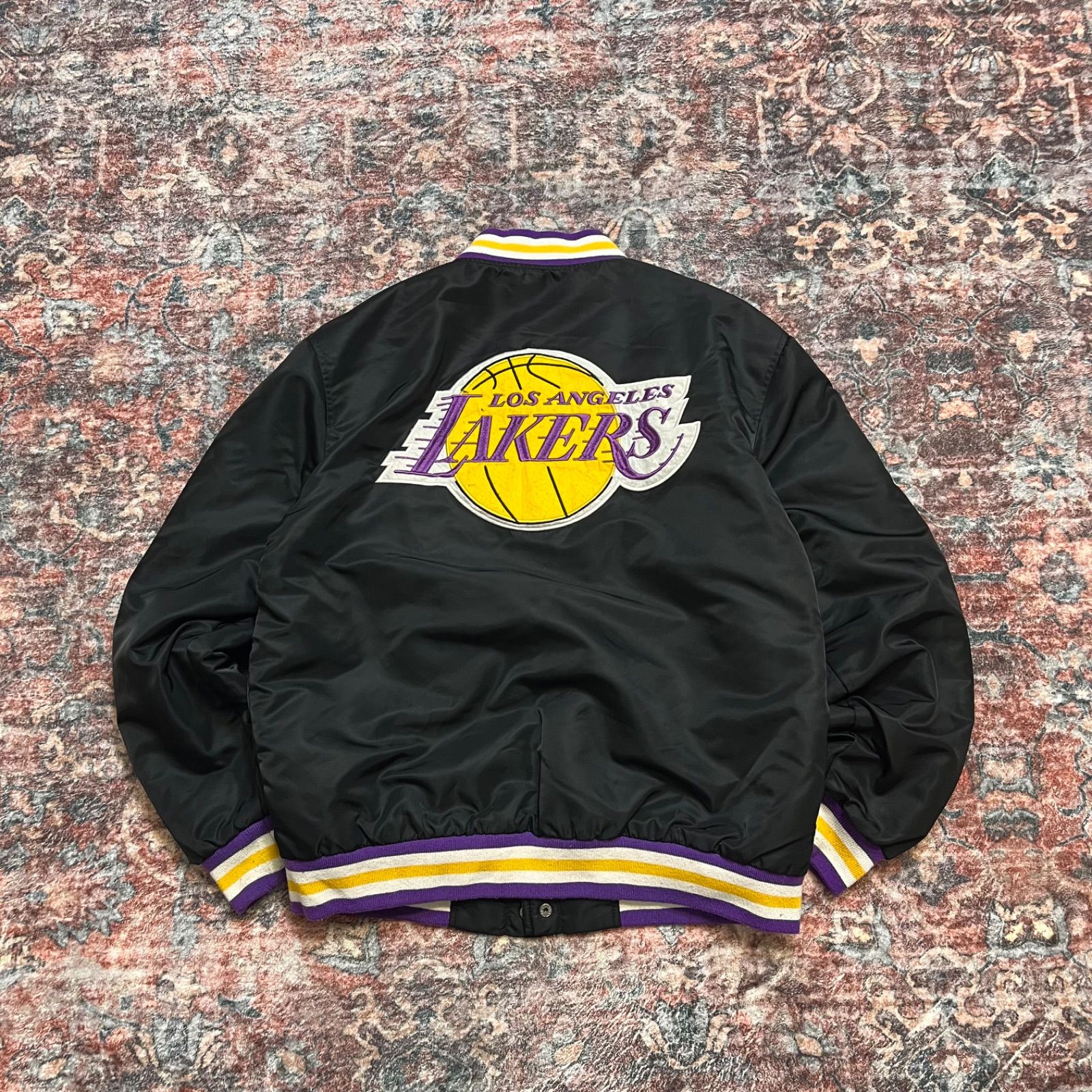 中古 安い NBA ロサンゼルス・レイカーズ スタジャン LeBron James #23