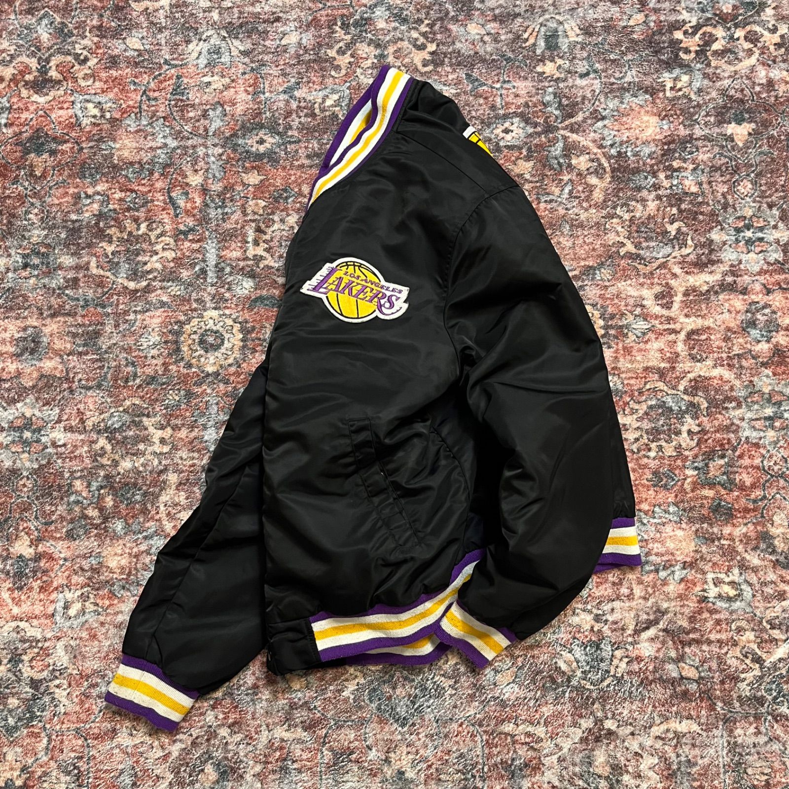 中古 安い NBA ロサンゼルス・レイカーズ スタジャン LeBron James #23 