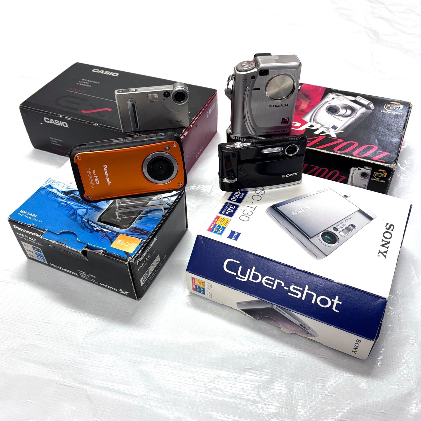 デジタルカメラ SONY Casio fujifilm Compact Digital Camera Set of 4 Tested Sony Fujifilm Casio