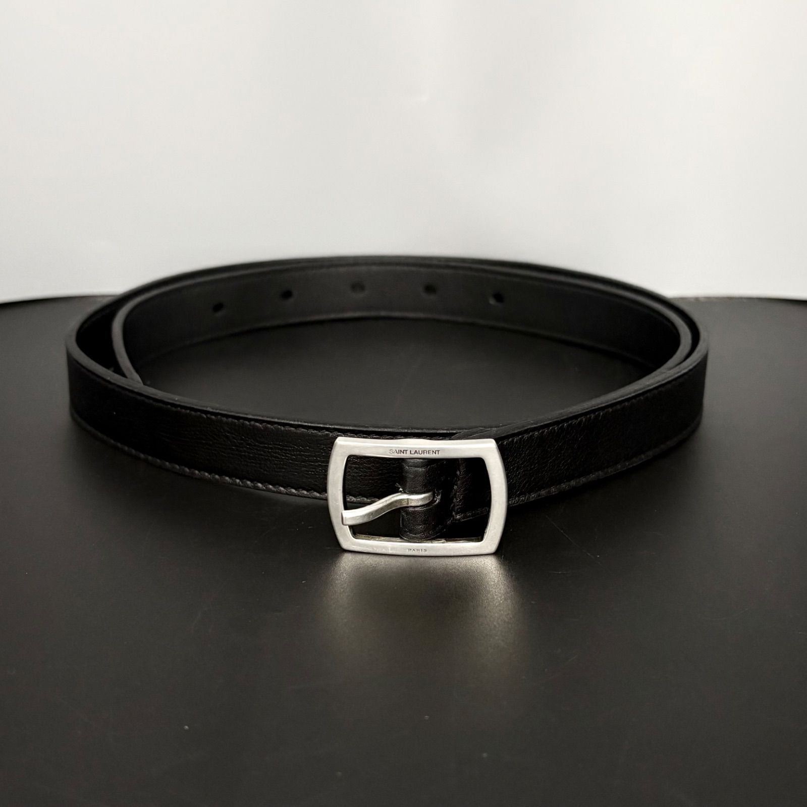 サンローラン ナローベルト レザー スクエアバックル シルバー ブラック 75 極美品 サンローラン SAINT LAURENT PARIS ナローベルト レザー