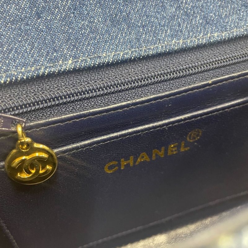 CHANEL シャネル ミニマトラッセ 17 シングルフラップ ゴールド金具