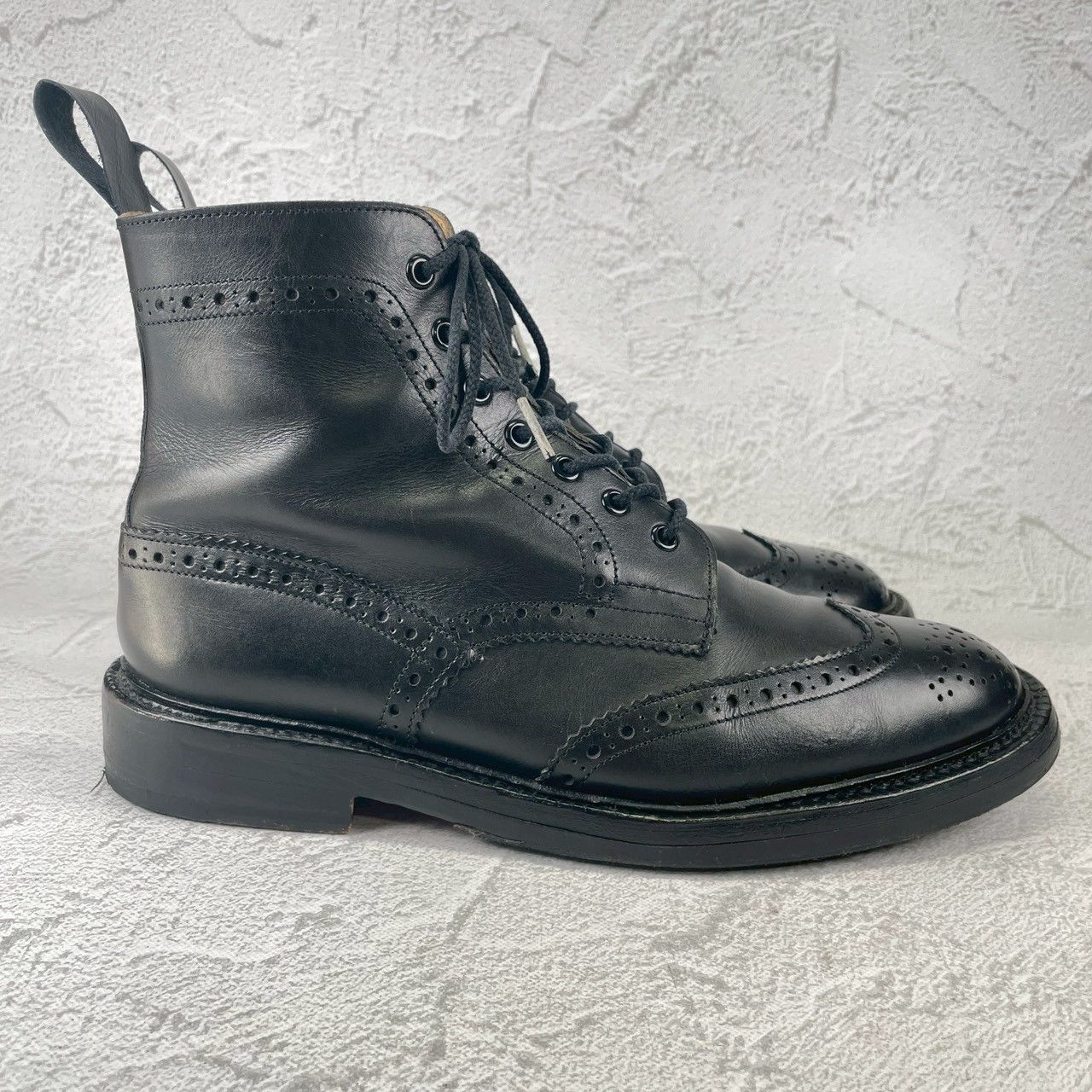 良品】TRICKER