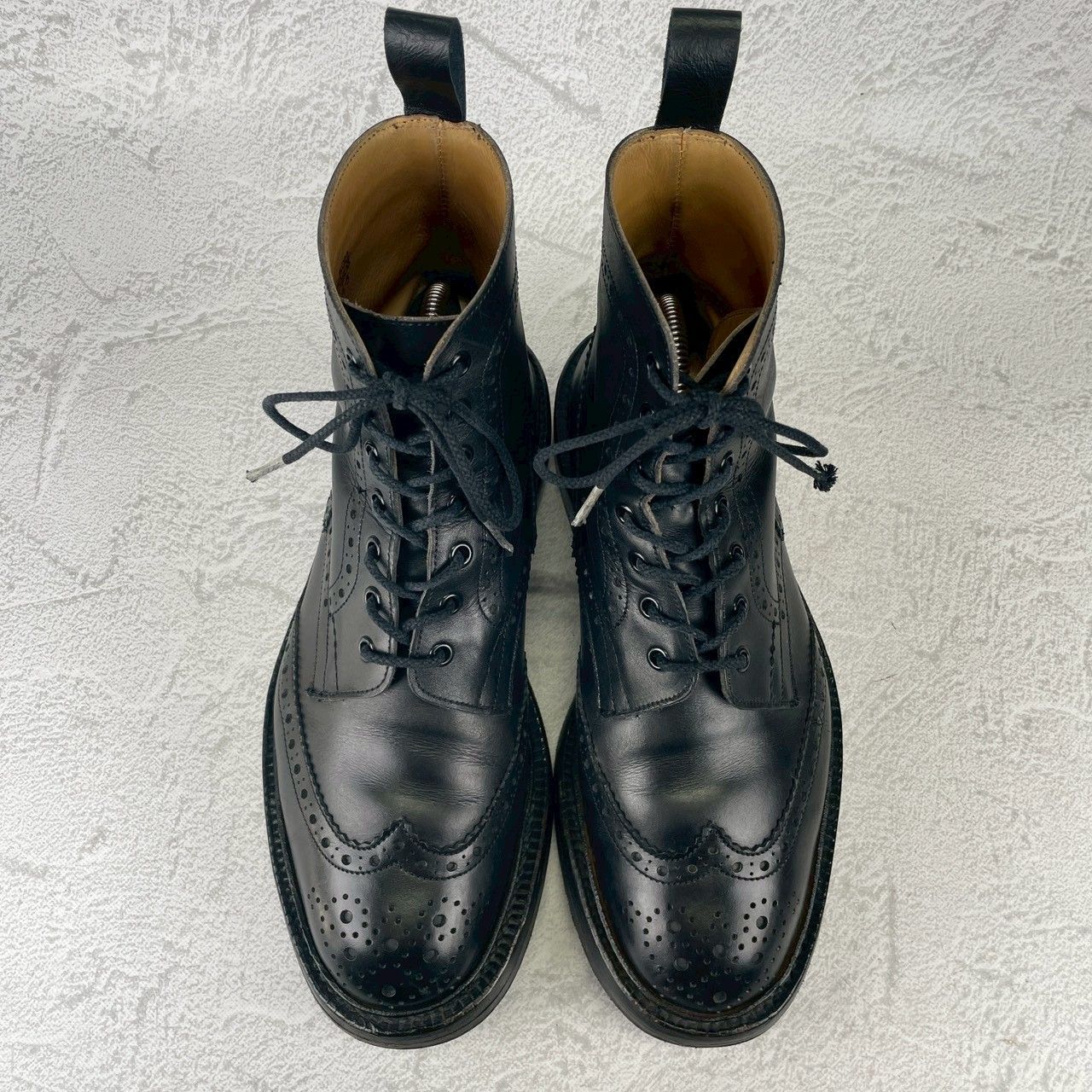 良品】TRICKER