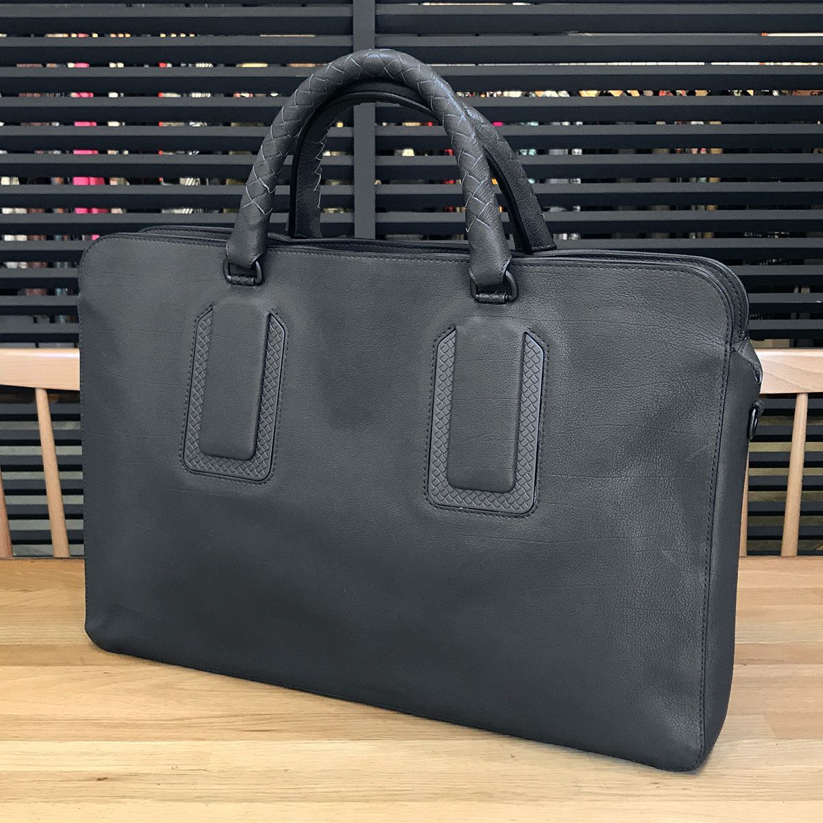 美品 ボッテガヴェネタ イントレチャート ビジネスバッグ