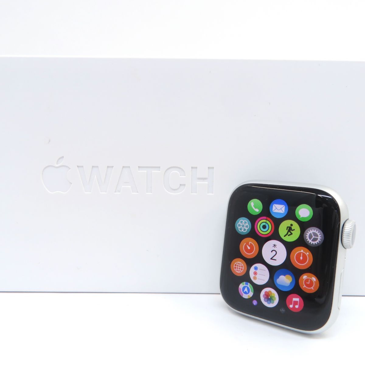 Apple Watch Series 6 GPSモデル 40mm MG283J/A ホワイトスポーツ 