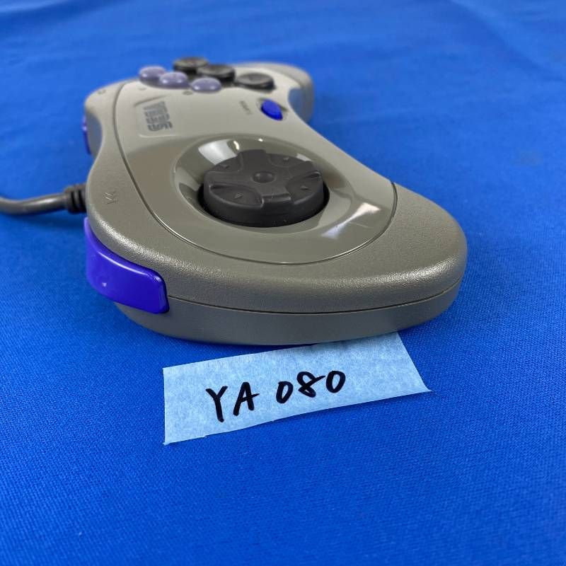 ◇YA080【希少品】復刻版 セガサターン コントロールパッド USB グレー