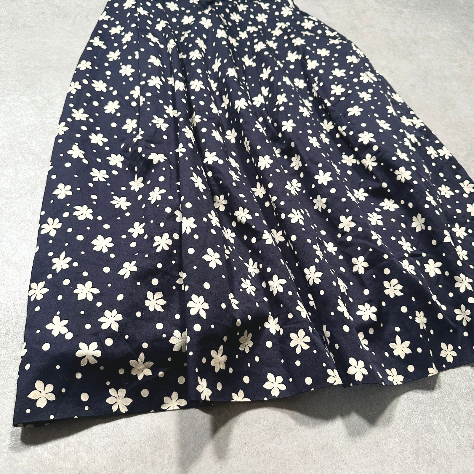 BURBERRYS バーバリーズ ワンピース セットアップ 花柄 フラワー ノー