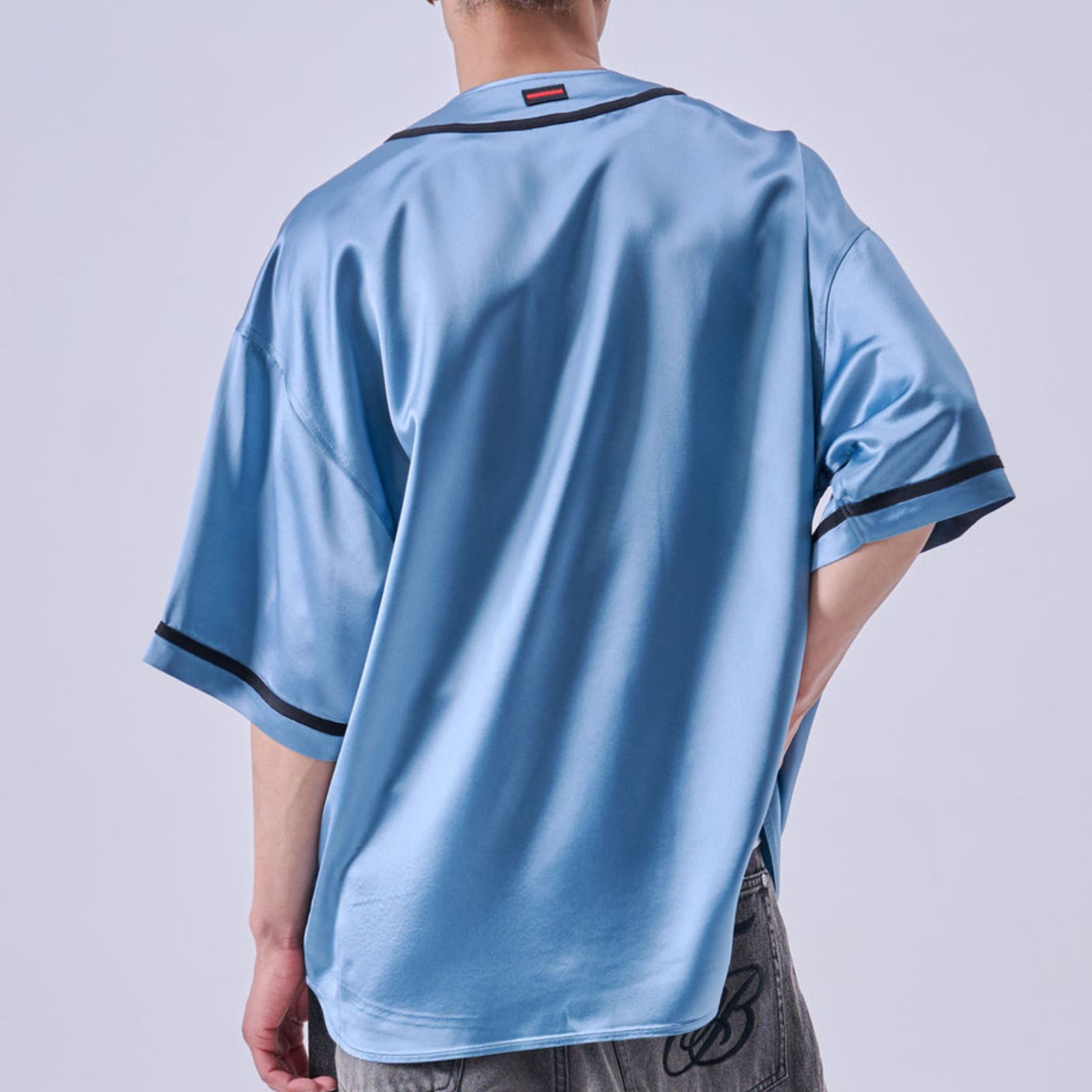 新作】【FUBU／フブ・サテンベースボールシャツ（ライトブルー