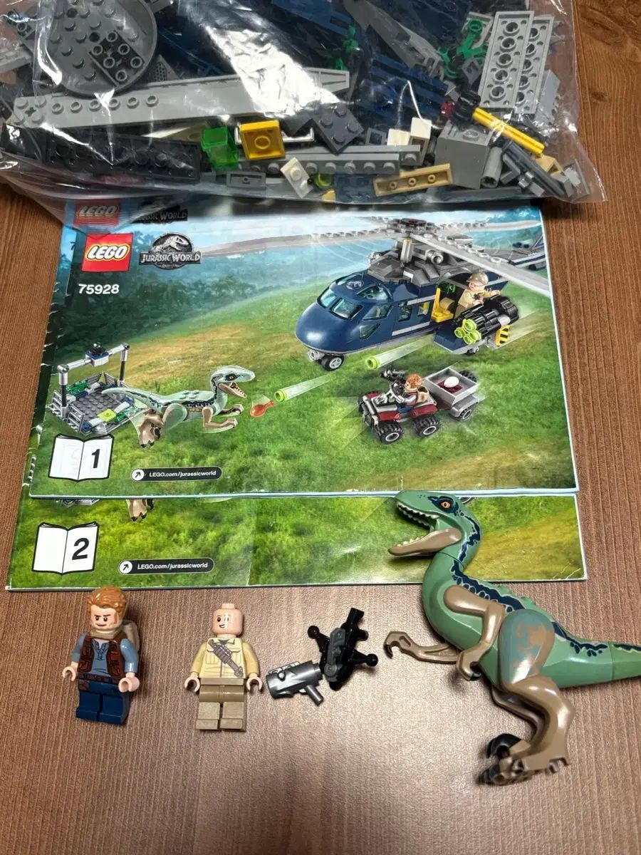 LEGO ジュラシック・ワールド ブルーのヘリコプター・チェイス 75928 LEGO ジュラシック・ワールド ブルーのヘリコプター・チェイス 75928