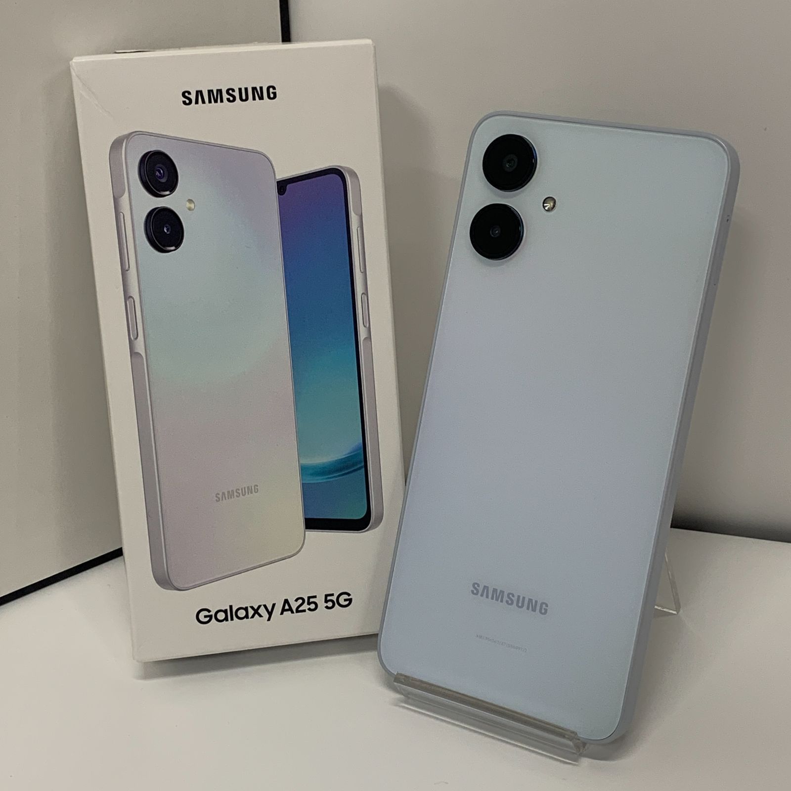 Samsung Galaxy A25 5G SIMフリー ライトブルー Samsung Galaxy A25 5G