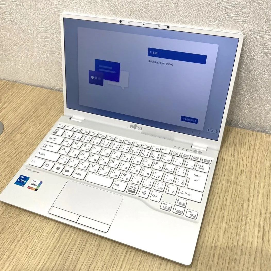 富士通 LIFEBOOK ホワイトノートPC UH08/E3 初期化済み 【公式通販】