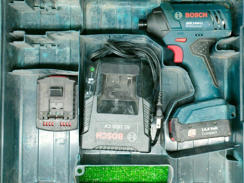 ◎BOSCH(ボッシュ) 14.4Vバッテリー インパクトドライバー GDR1440-LI 