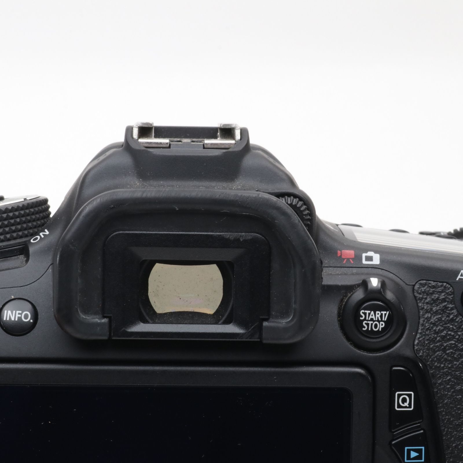 Canon デジタル一眼レフカメラ EOS70D ボディ EOS70D - メルカリ