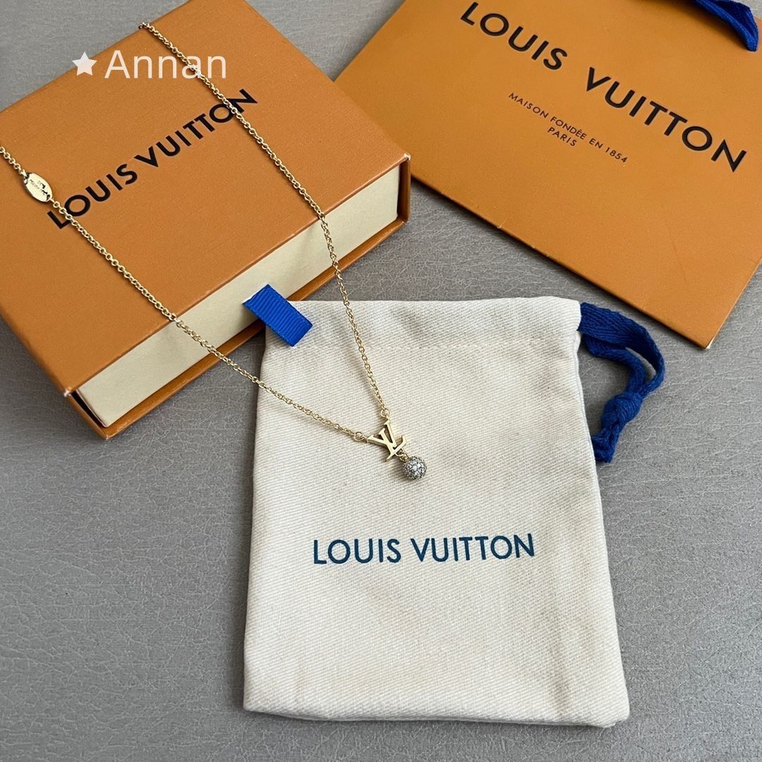 送料込☆極美品 LOUIS VUITTON ルイヴィトン メンズ ネックレス 送料込☆極美品 LOUIS VUITTON ルイヴィトン メンズ ネックレス