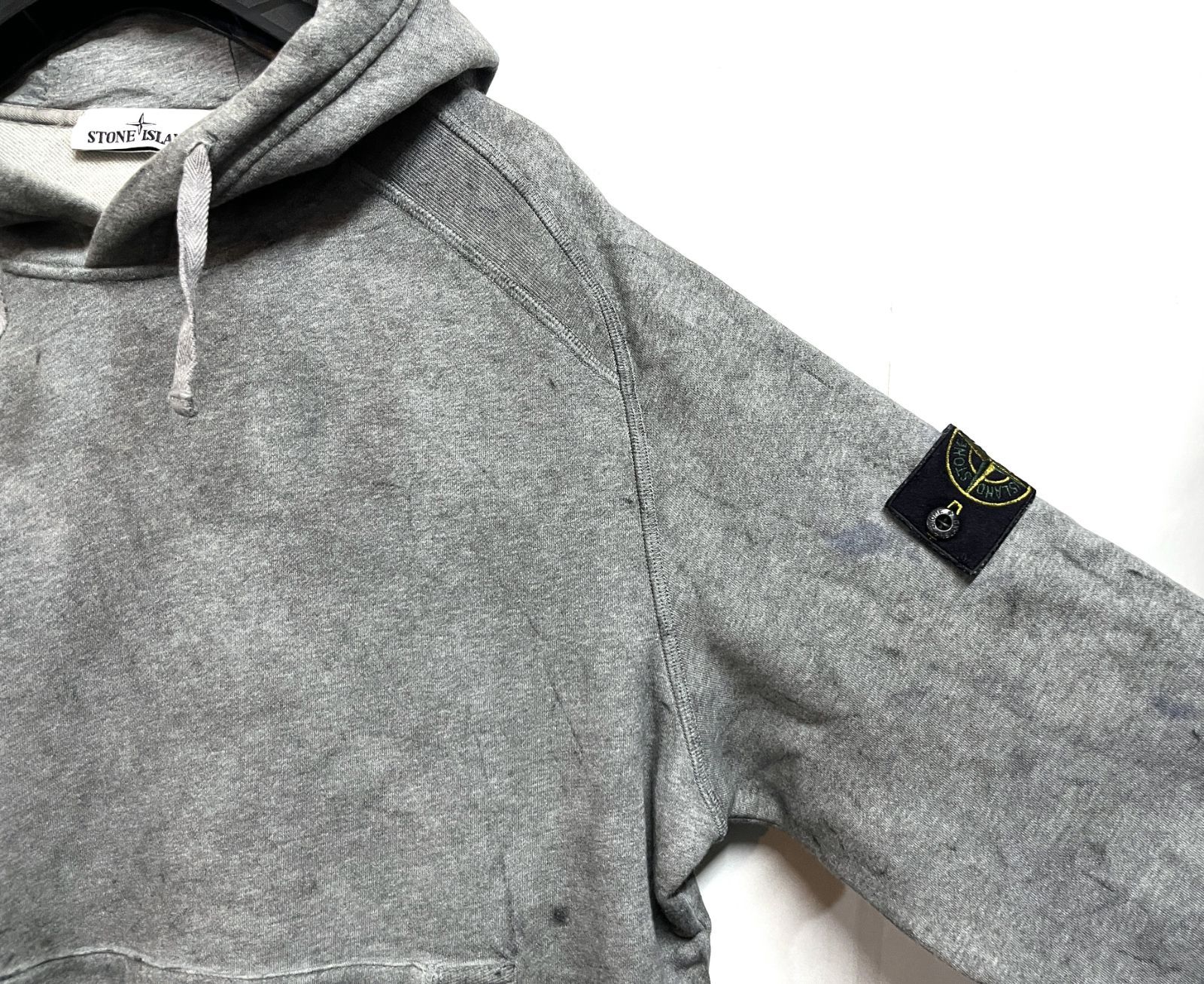 STONE ISLAND｜ストーンアイランド ダストカラー加工 プルオーバー 