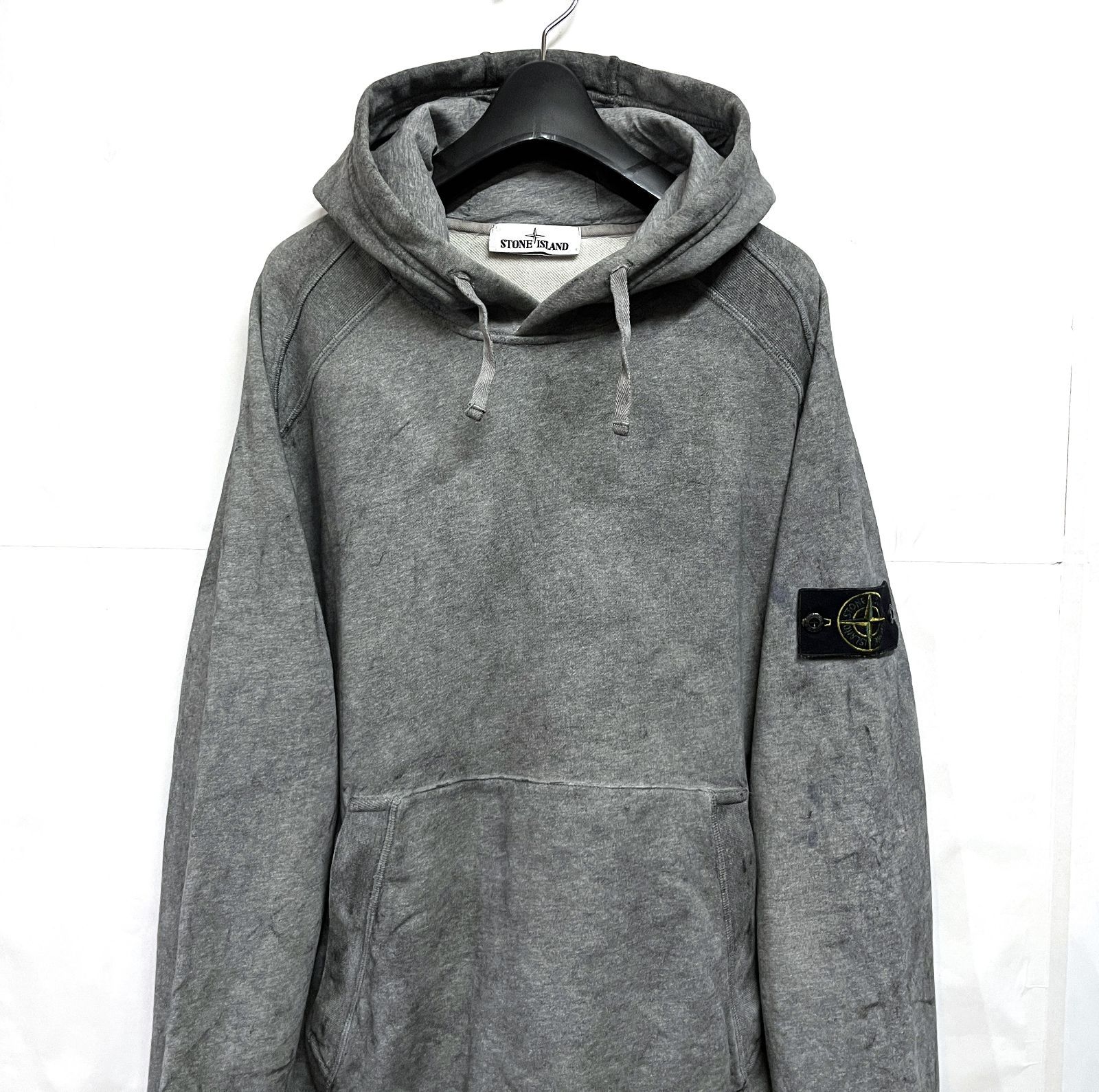 STONE ISLAND｜ストーンアイランド ダストカラー加工 プルオーバー 