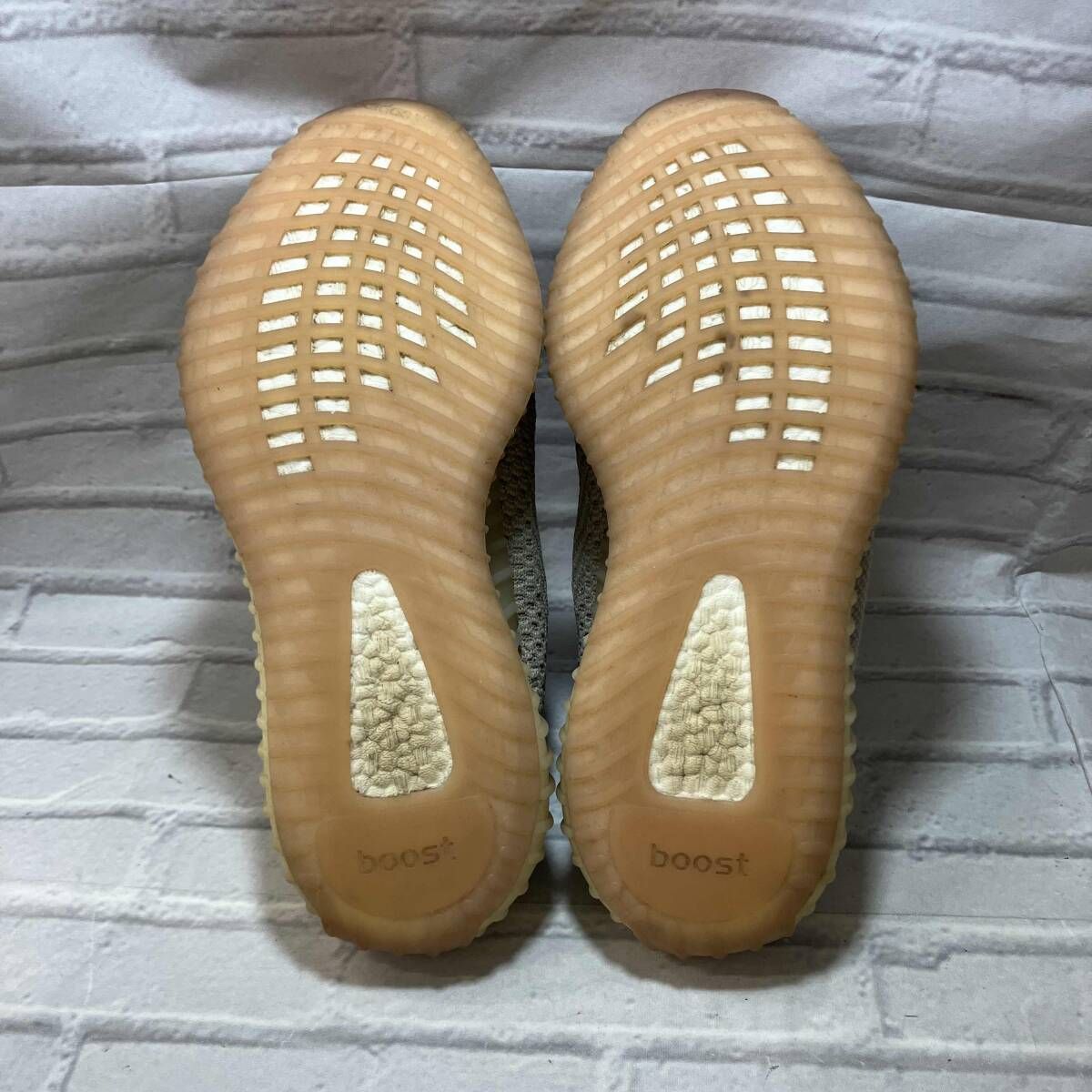 FB鑑定済 adidas / アディダス / スニーカー / Yeezy Boost 350 V2 