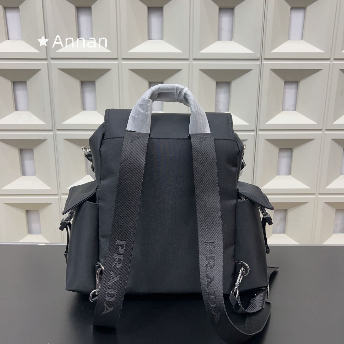未使用品】最終値下げ メンズ PRADA プラダ リュック バックパック 