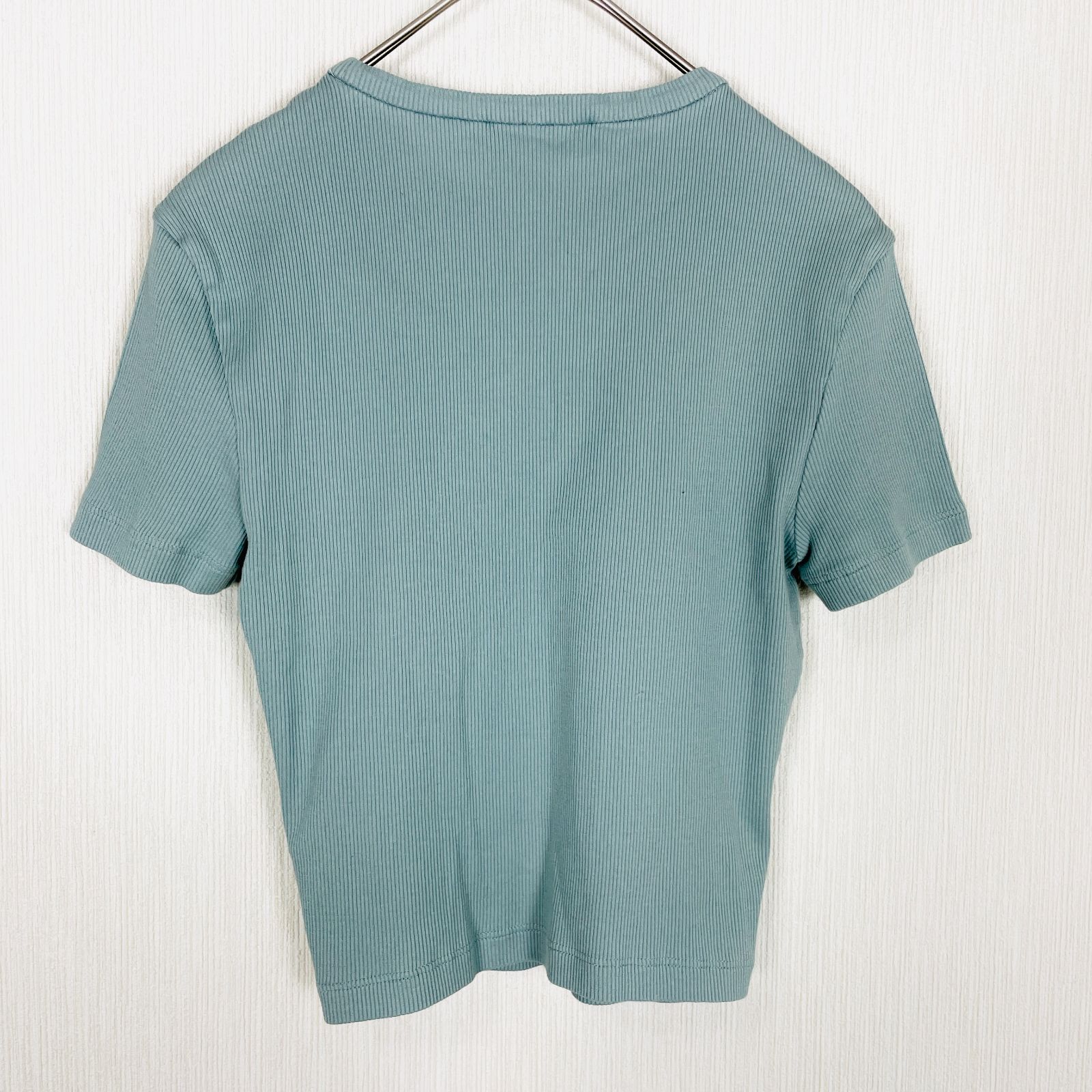 良品】FENDI（フェンディ） Tシャツ ロゴ刺繍 クロップド リブ FS8110 