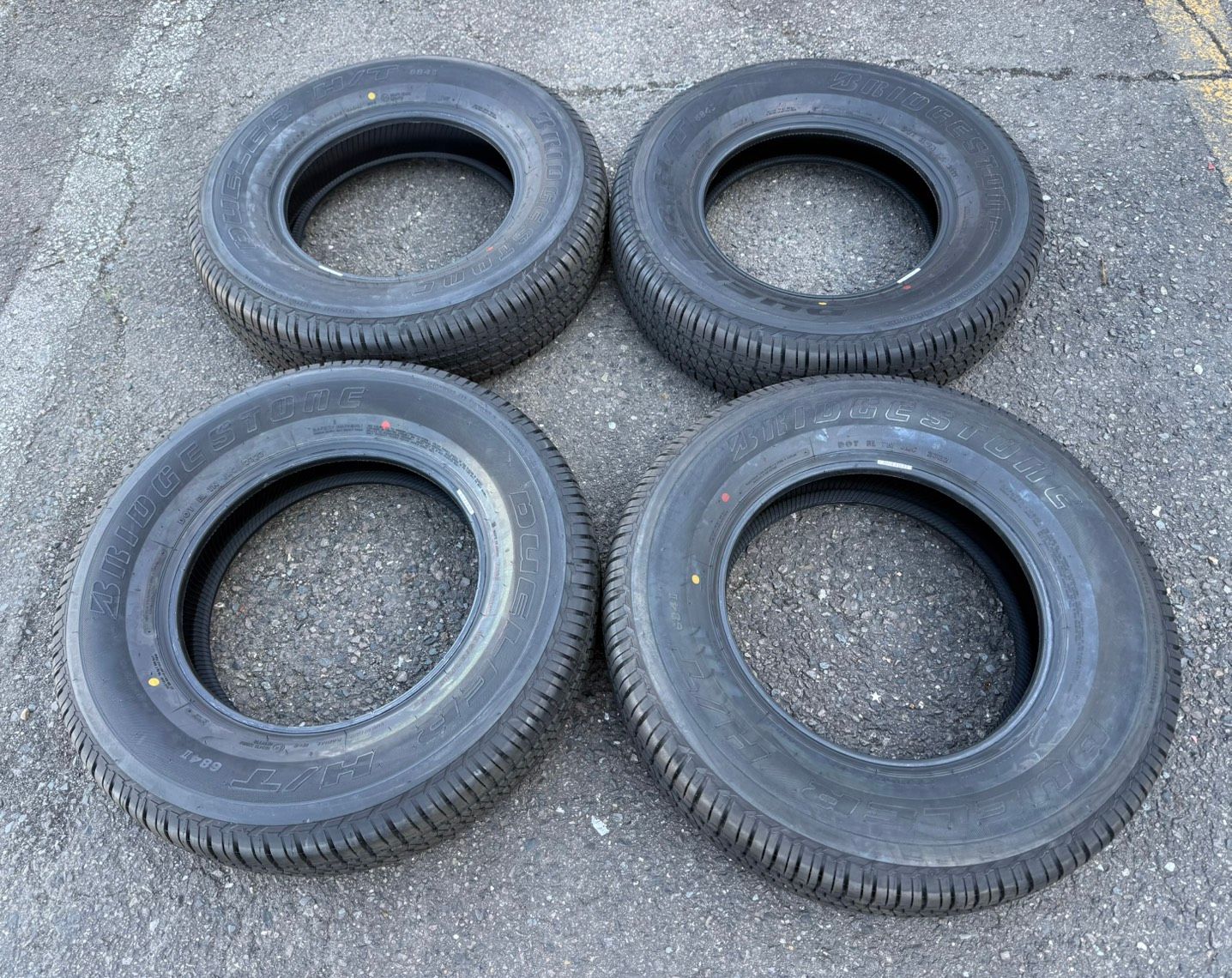 直接引取S02888 BS195/80R15 DUELER H/T 684 ラジアルタイヤ 4本 
