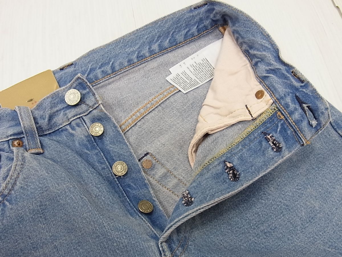 新品☆LEVI