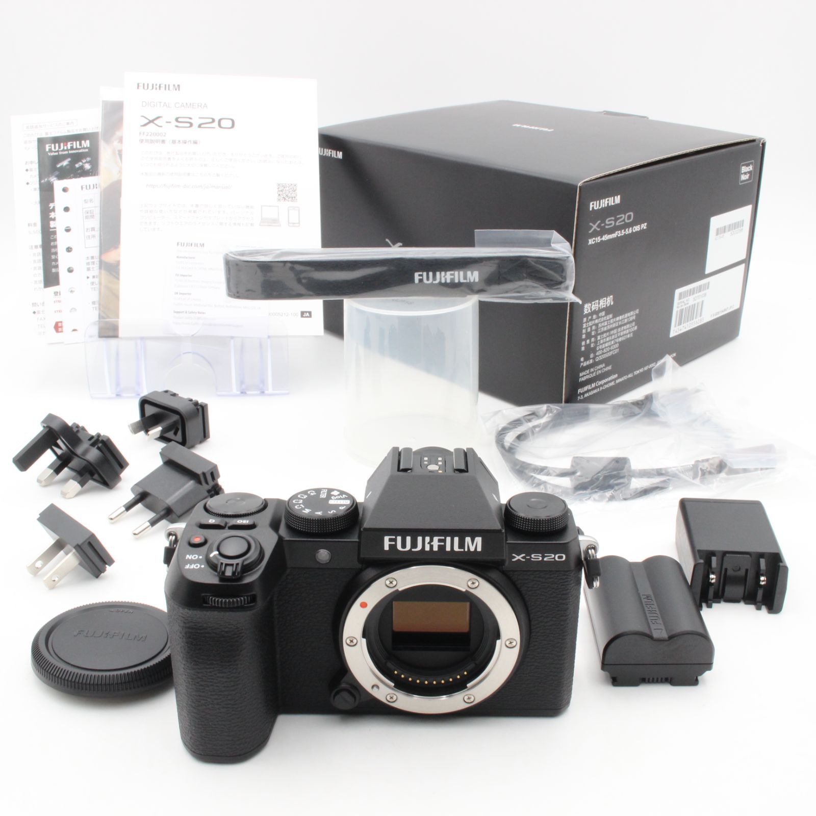 ショット数8 試し撮りのみ 【ほぼ新品】 FUJIFILM 富士フイルム X-S20 