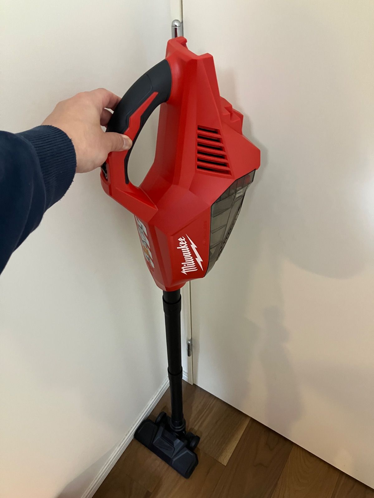 新発売日本未発売コードレスM18バキュームクリーナーmilwaukee 