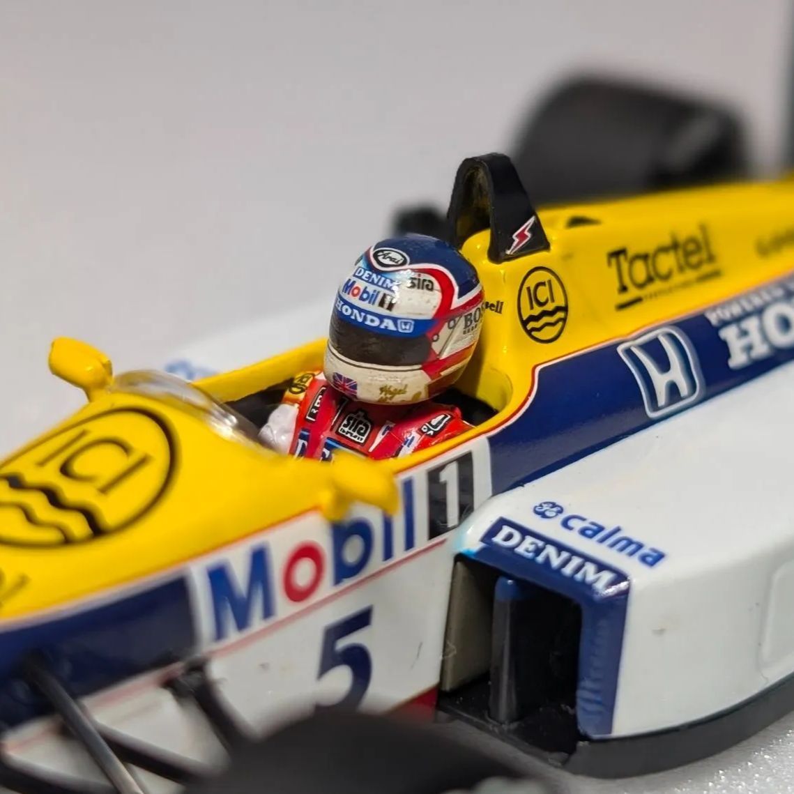 ◇割引対象◇ 1/43 ミニチャンプス ウィリアムズ ホンダFW11B No.5