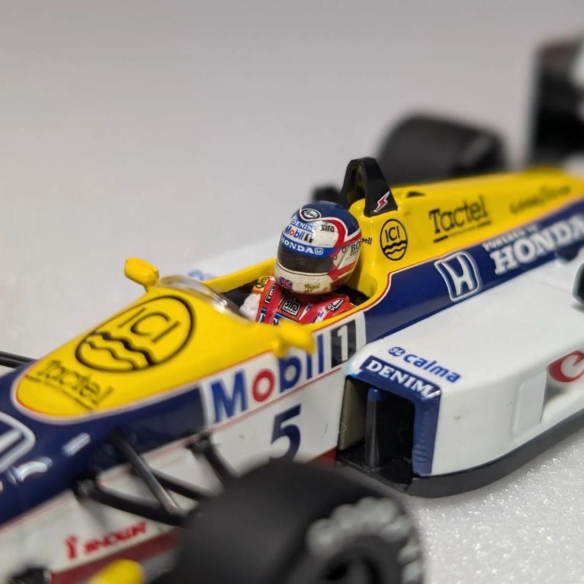◇割引対象◇ 1/43 ミニチャンプス ウィリアムズ ホンダFW11B No.5